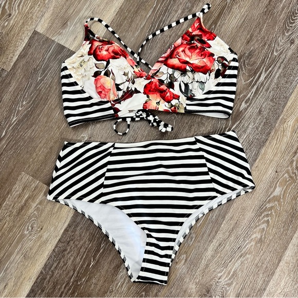 Cupshe Garden Floral and Stripe Bikini High Waisted NWT Size 1X Swimsuit 2 Piece - Picture 3 of 9